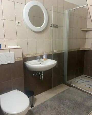 Apartman Petoefi House