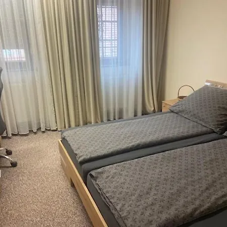 Apartman Petoefi House