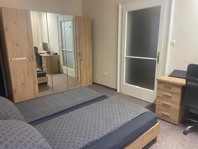 Apartment Petoefi House