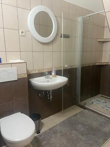 Apartment Petoefi House